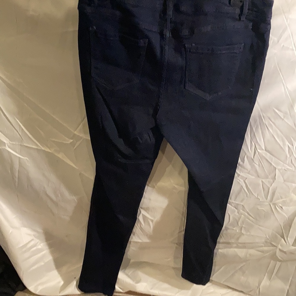 Jeans - Picture 2 of 3